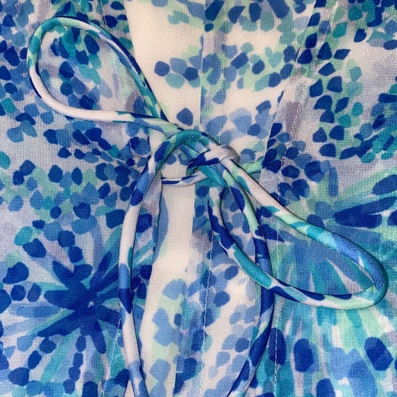 Lilly Pulitzer Motley Printed Coverup - Picture 14 of 14